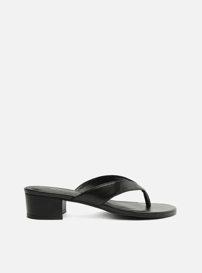 Sandália Preta Salto Bloco Cortiça Tiras