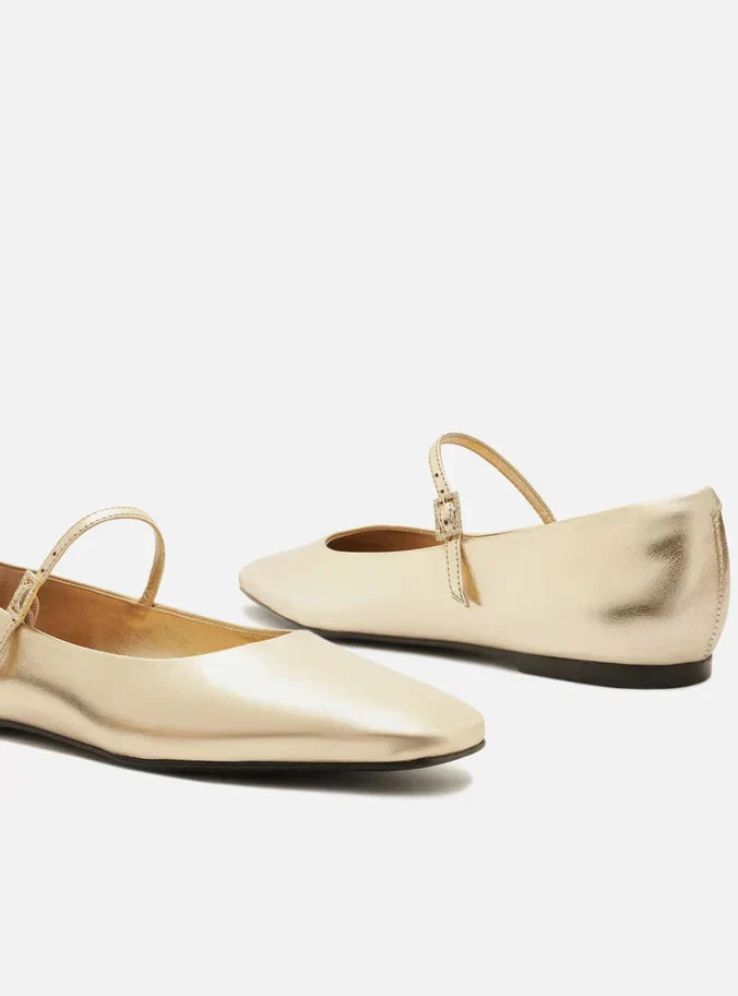 Sapatilha Dourada Couro Bico Quadrado