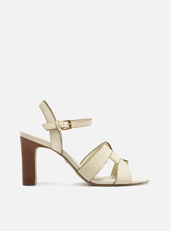 Sandália Branca Couro Salto Médio Bloco