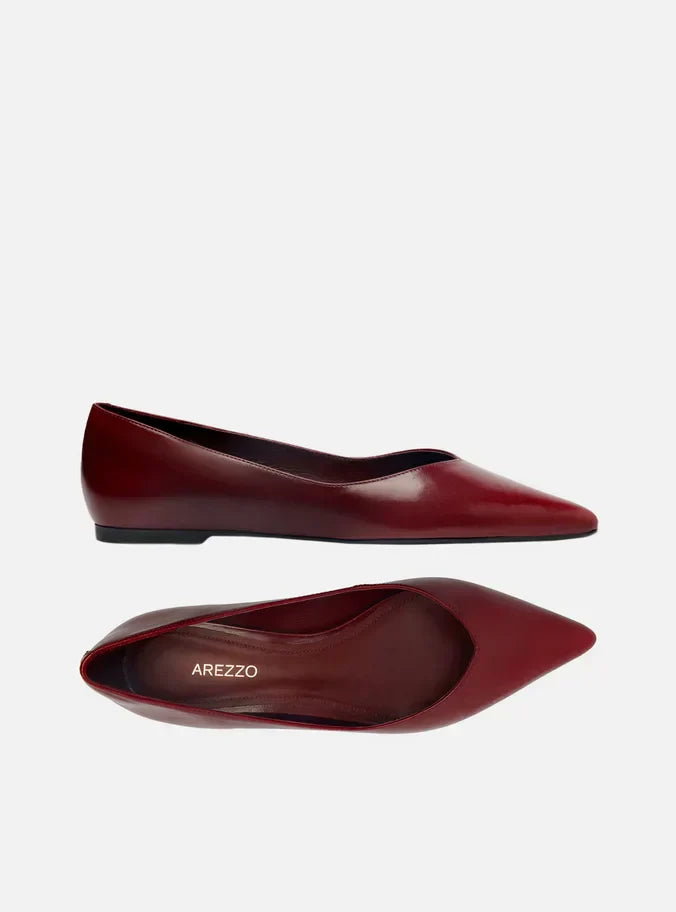 Sapatilha Vermelha Berry Couro Bico Fino Minimal