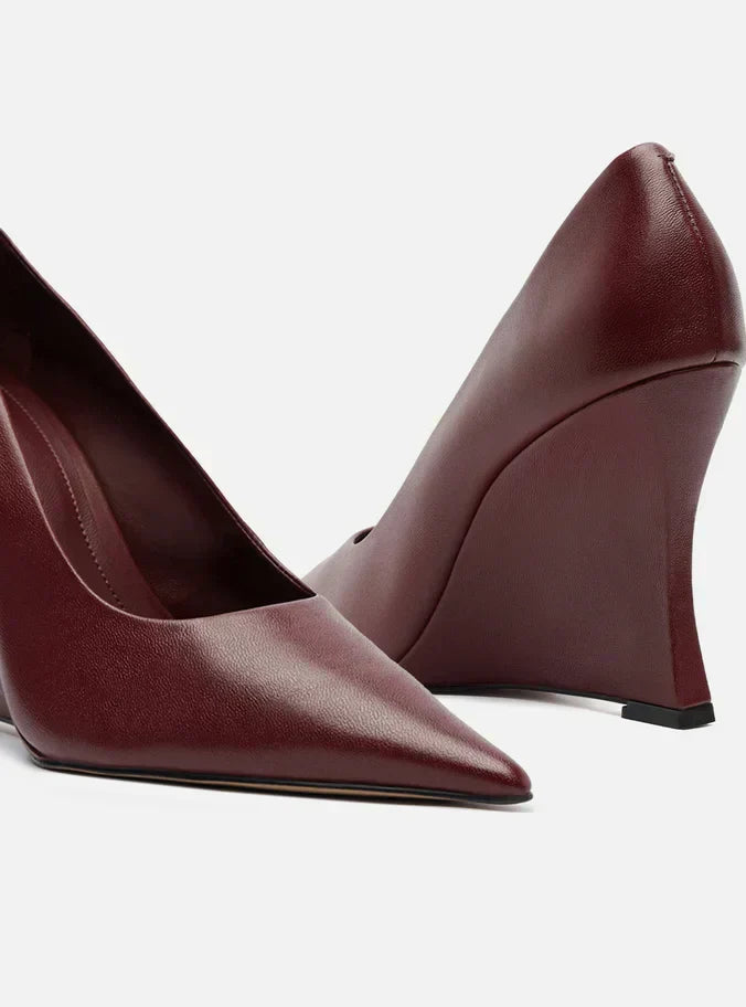 Scarpin Vermelho Couro Salto Alto Anabela