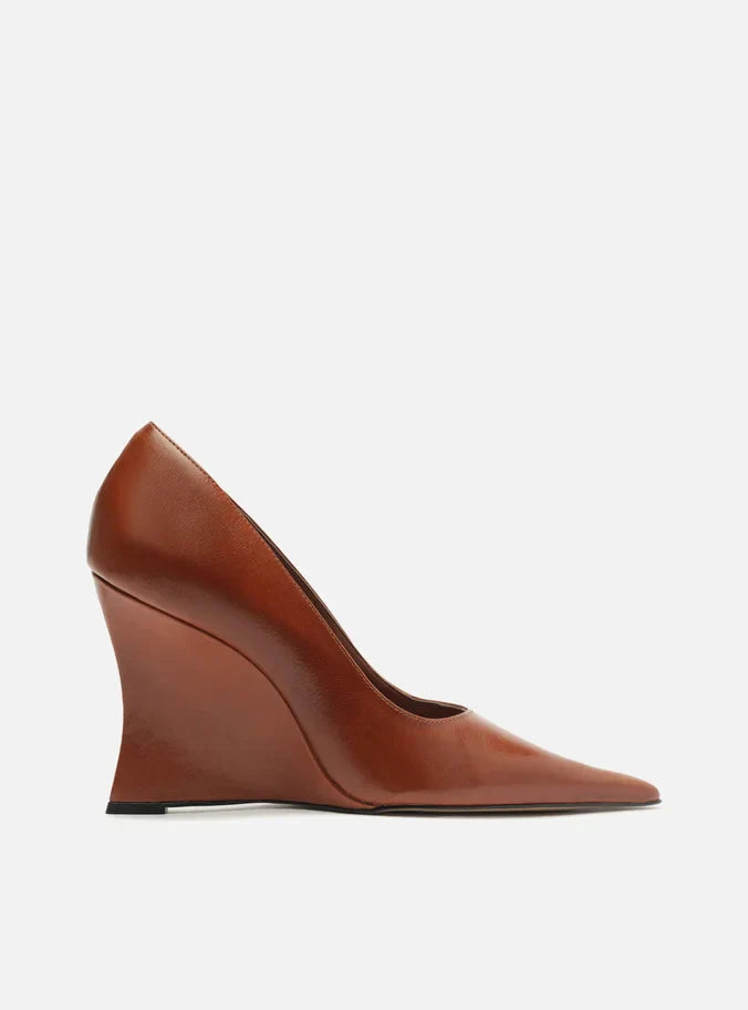 Scarpin Caramelo Couro Salto Anabela Bico Fino