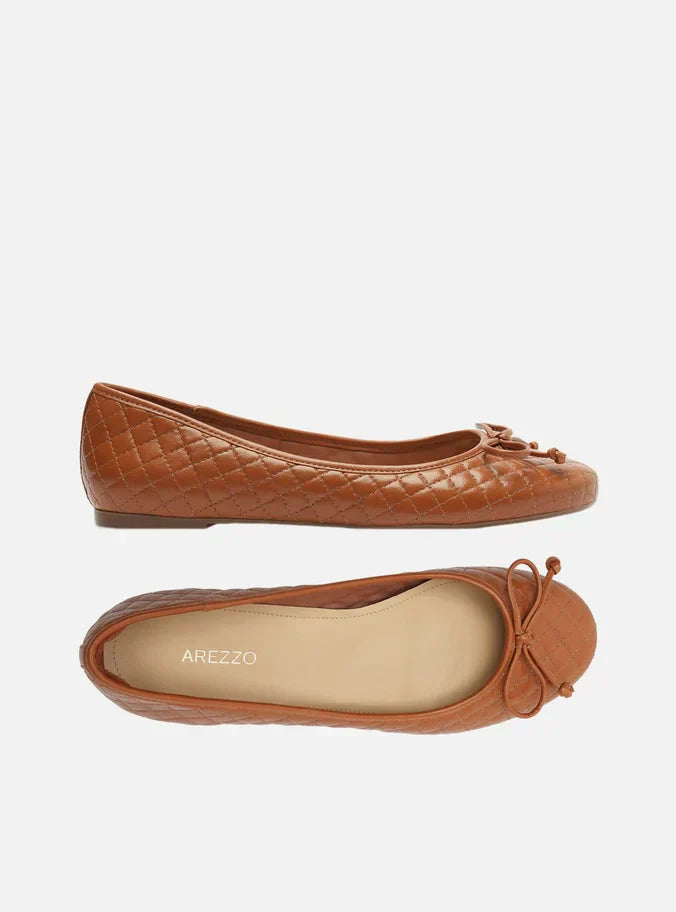 Sapatilha Marrom Matelassê Bico Redondo Laço