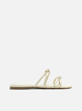 Rasteira Branca Bico Redondo Tiras Nós