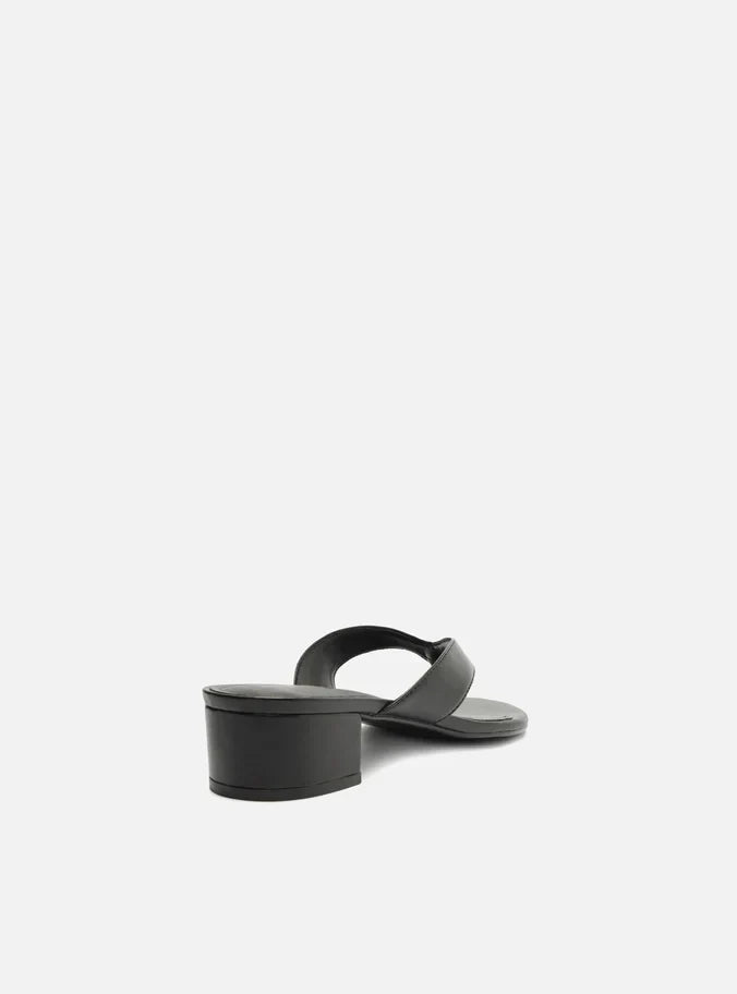 Sandália Preta Salto Bloco Cortiça Tiras