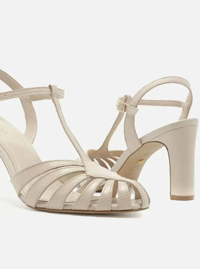 Sandália Branca Couro Salto Bloco Multi Tiras