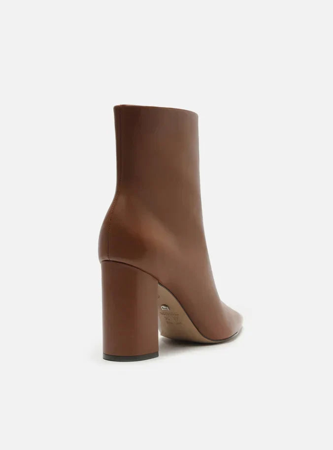 Bota Caramelo Couro Cano Curto Salto Alto Básica