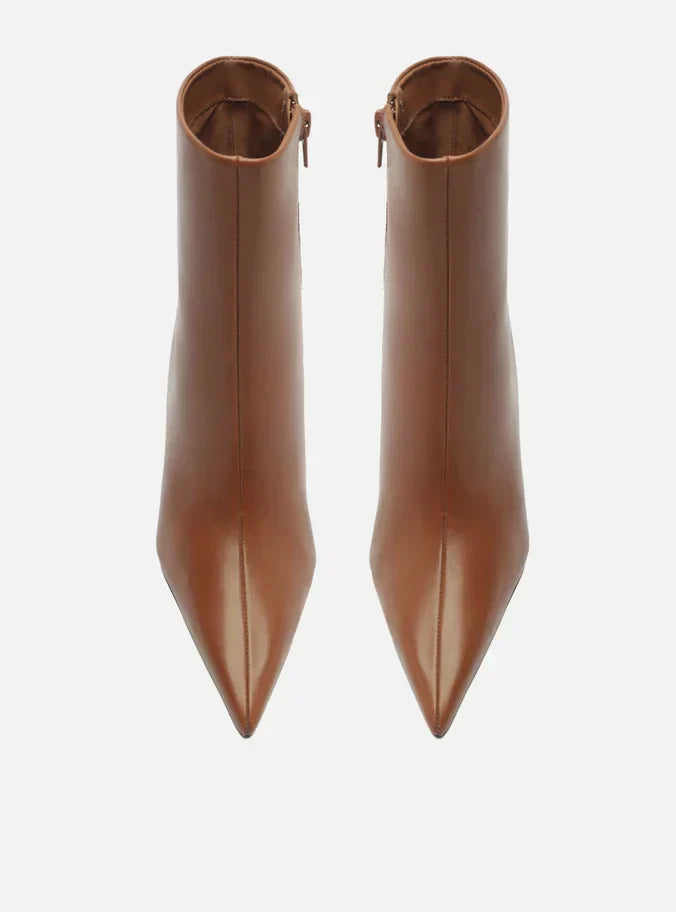 Bota Caramelo Couro Cano Curto Salto Alto Básica