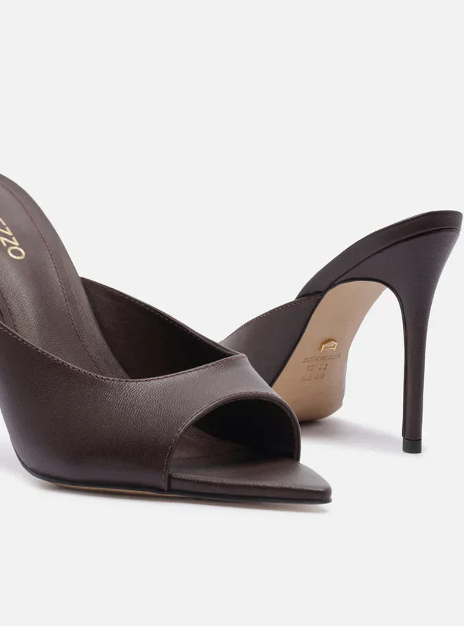 Tamanco Marrom Couro Salto Alto Fino