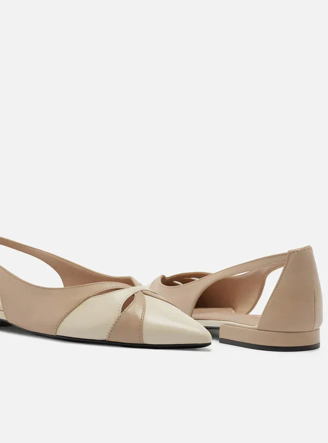 Sapatilha Bege Couro Bico Fino Vazada Bicolor