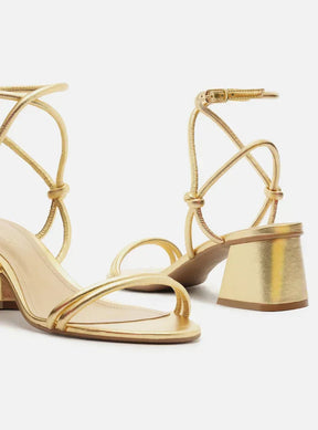Sandália Dourada Salto Bloco Tiras Knot