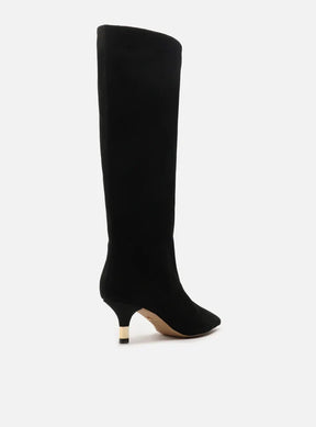 Bota Preta Acamurçada Cano Médio Salto Fino