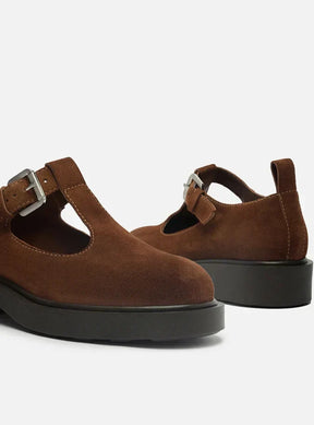 Sapato Boneca Marrom Camurça Tratorado Fivela