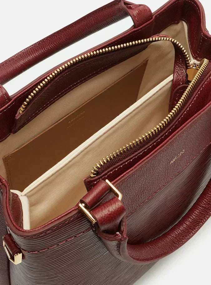 Bolsa Tote Vermelha Couro Textura Média